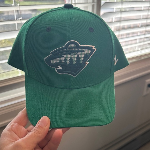 Men’s MN Wild SnapBack - Picture 1 of 4